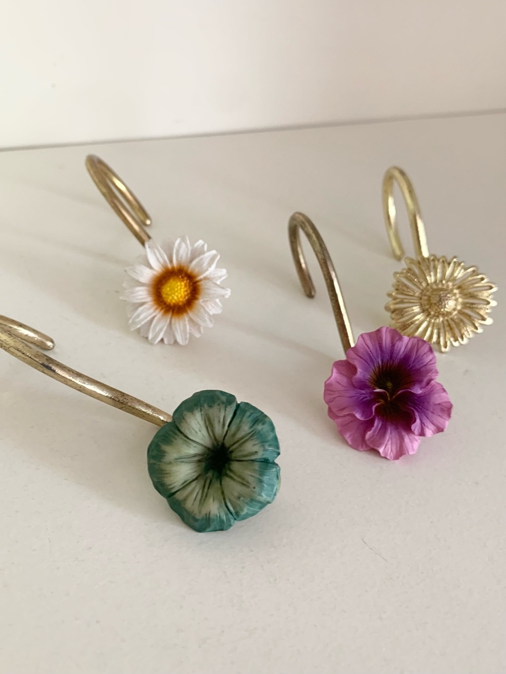4 flower hooks set